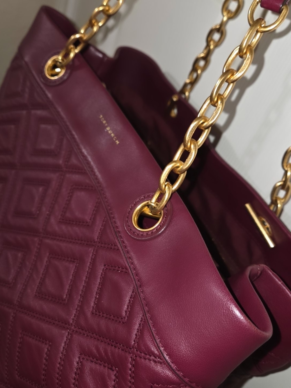 Tory Burch Quilted Leather Shoulder Tote in Burgundy - Picture 6 of 17